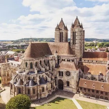 Jungle Chic A Noyon, Hauts-de-france Апартаменты Нуайон